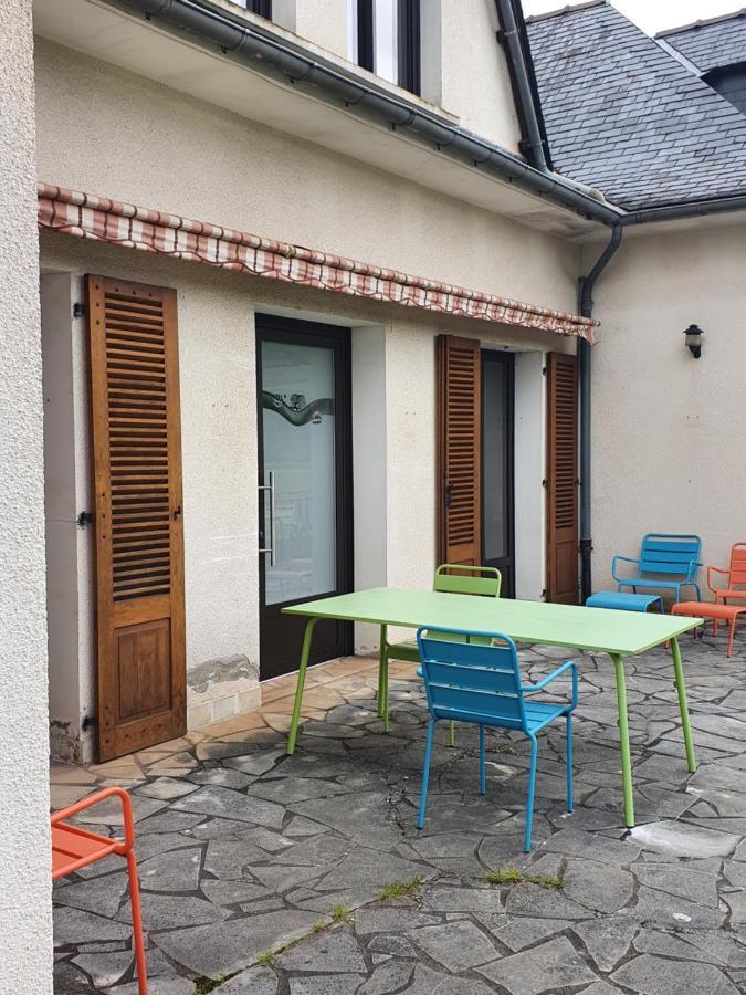 Le Curieux De Conques Saint-Cyprien-sur-Dourdou Exterior foto