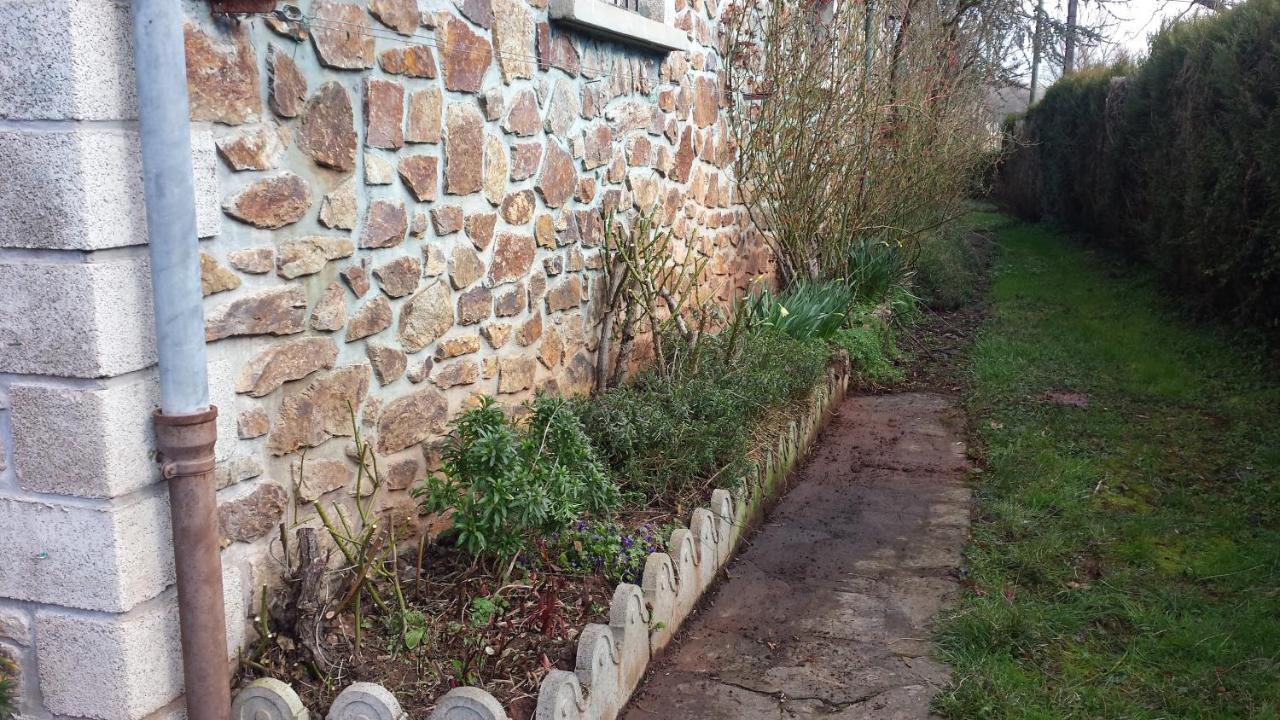 Le Curieux De Conques Saint-Cyprien-sur-Dourdou Exterior foto